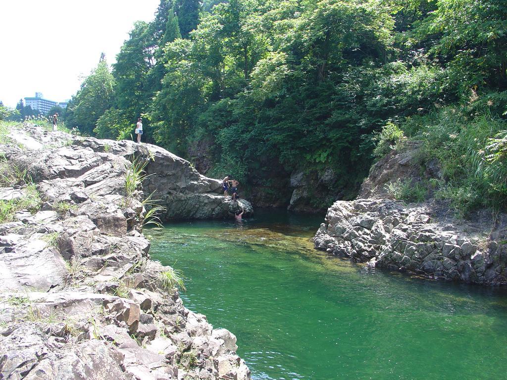 诺亚膳食公寓 汤泽町 外观 照片
