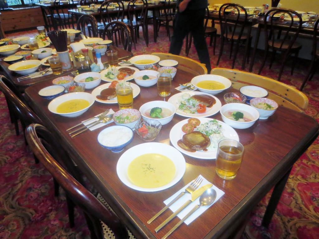 诺亚膳食公寓 汤泽町 外观 照片